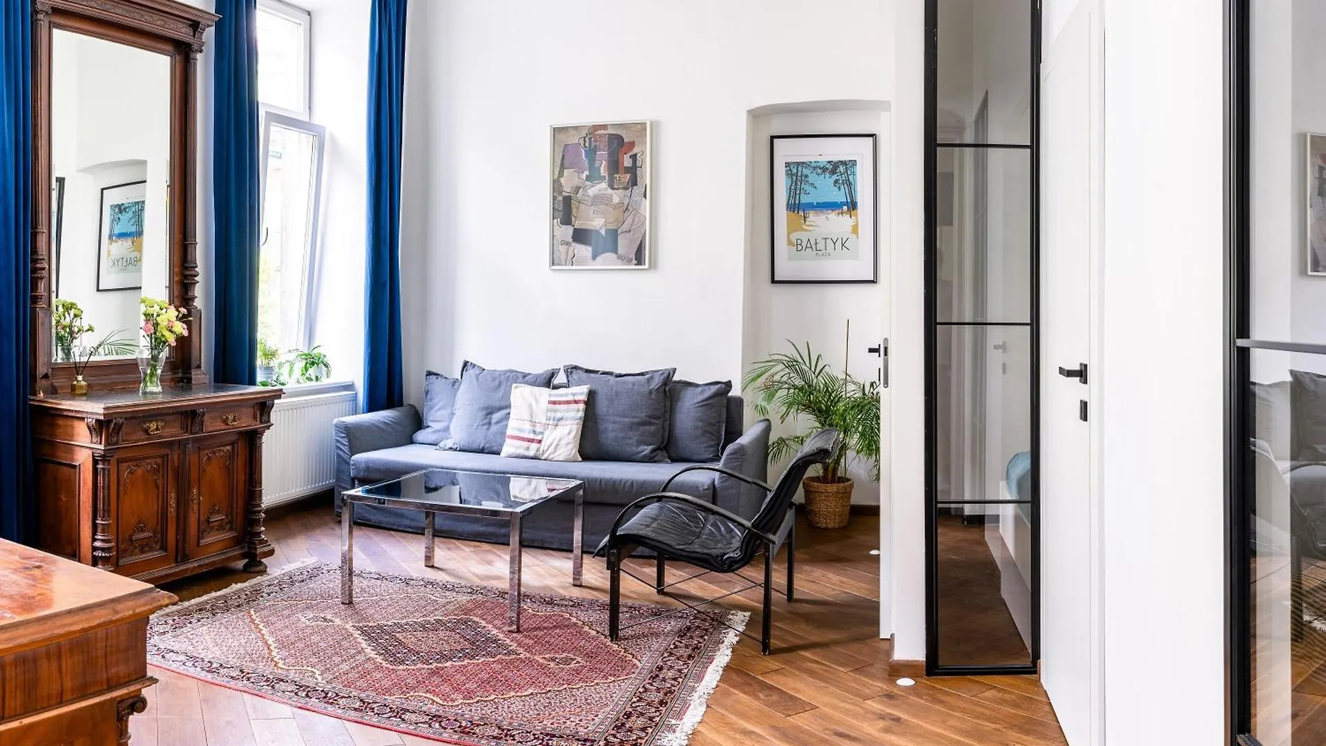 Center High Apartment Citybeat#1 location